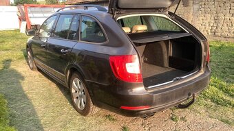 Škoda Superb 1.6tdi 77kW cayc - 2