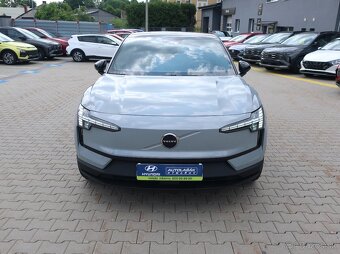 Volvo EX30 315kW TWIN PERF PLUS PANO 1MAJITEL - 2