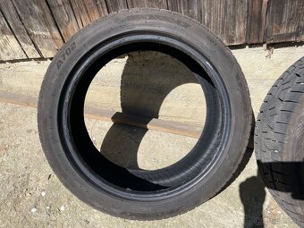 Predám zimné gumy 215/45 r17 - 2