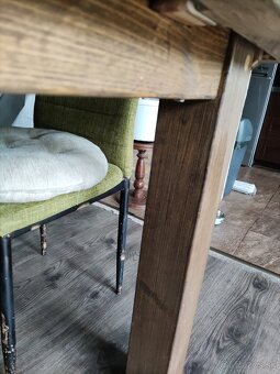 dreveny masivny stol 170x110cm.,200e - 2