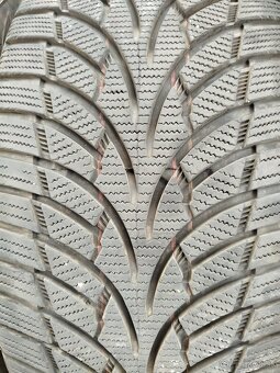 225/40 R19 zimné - 2