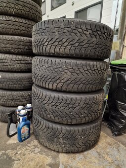 245/55/19 Nokian VW Toareg 5x130 - 2