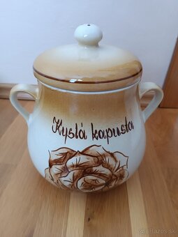 Hlinená nádoba na kapustu - 2