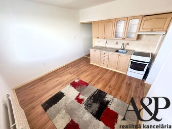 ZNÍŽENÁ CENA/3 IZB. BYT S DVOMI BALKÓNMI V ŠIRŠOM CENTRE, 64 - 2