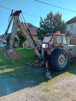 Traktor bager Bielorus - 2