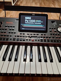 Predám Korg PA1000 HDMI - 2