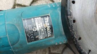 Bruska makita 230 - 2