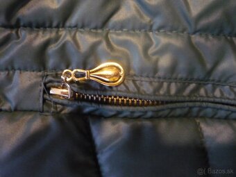 Zimná bunda s kožušinovou kapucňou, veľ. 38 - 2