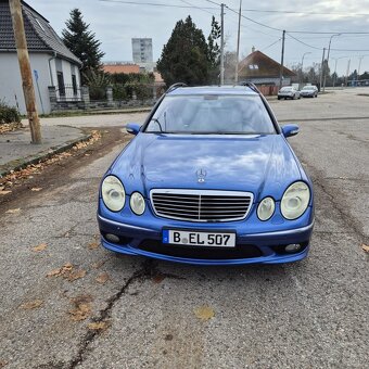 Mercedes Benz E55 AMG w211 - 2