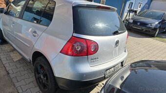 Volkswagen Golf V 1.9 TDI BLS - 2