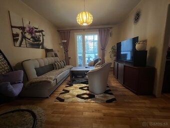 Na predaj pekný útulný slnečný byt vo Valaskej s balkónom - 2