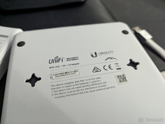 Unifi gateway ( USG ) + cloud key - 2