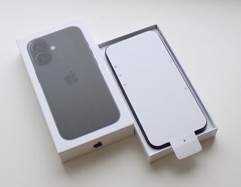 iPhone 16 Black 256GB - 2
