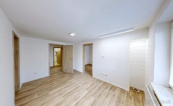 CENTRUM veľký 2 izb.byt 60 m2 + parkovacie miesto - 2