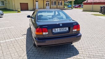 Honda Civic 1,5 VTEC LS 84 KW - 2