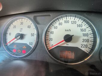 Opel Zafira 2005, 1,9 cdti, 74 kW - 2