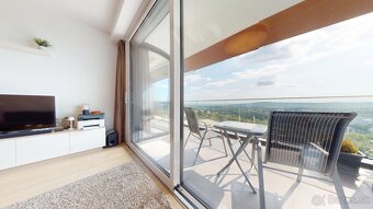 Luxusný 2i. byt 82m, TERASA 15m, 1x GR, pri Horskom parku - 2