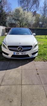 Mercedes- Benz A 45 AMG 4 MATIC - 2