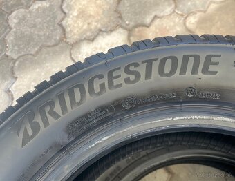 215/60 R16 Zimne Bridgestone - 2
