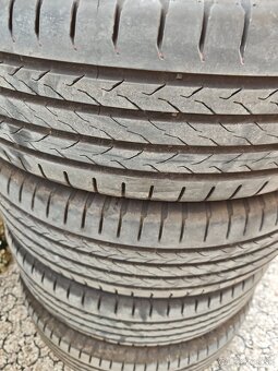 Continental 215/60 r18 - 2