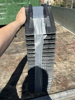 Plastové rohovníky na popruhy – ochrana nákladu, výhodne - 2