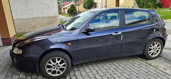 Alfa Romeo 147 1.6 16V Twin Spark - 2