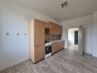 Predaj 4 izbový dom Kolárovo, Poľná 19 - 2