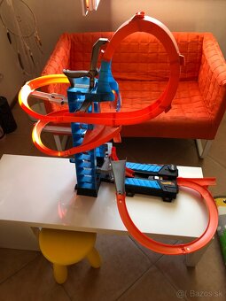 Hot wheels dráha, veža - 2