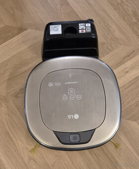 Robotický vysávač LG Hom-bot VSR86040PG - 2