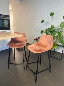 Pultova stolicka - 2