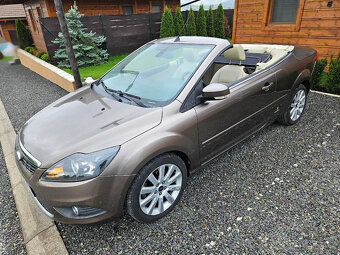 Predám Ford Focus CC kupe-kabrio 2010 - 2