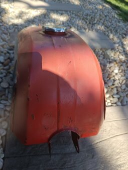 nádrž čz 175/477 - 2