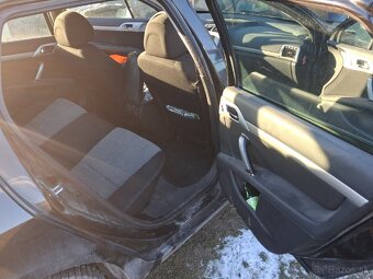 Peugeot 407sw - 2