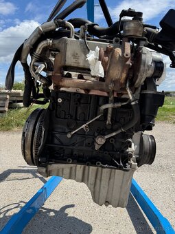 VOLKSWAGEN CRAFTER 2.0 TDi - 2