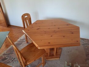 Jedálenský stôl + 6 ks stoličky - 2