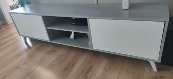 Tv stolik - 2