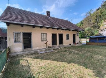 Malebná drevenička v krásnom prostredí - 2