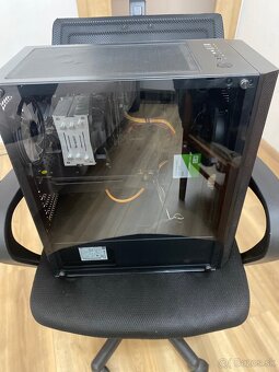 i3-9100F RX 570 16GB - 2
