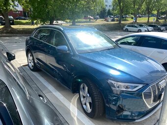 Predám audi e-tron len 67000km Servis 1majitel Quattro 50 - 2
