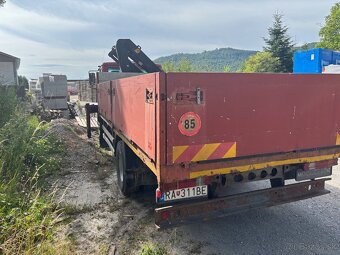 Mercedes s hydraulickou rukou - 2