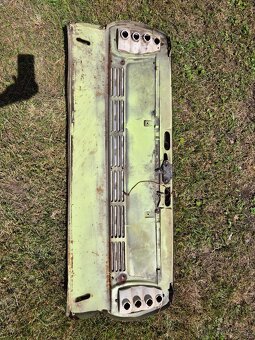 Na predaj – autodiely Škoda 105L, Moskvič + veteránske koles - 2