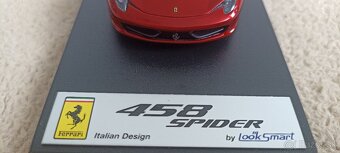Predám model Ferrari 458 Spider 1:43 Looksmart - 2
