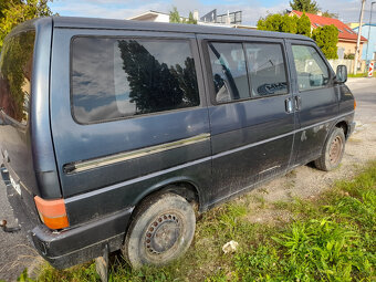 Volkswagen T4 Caravelle 2,5 benzin - 2