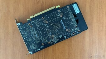 Grafická karta nVidia Quadro P2200 5GB - 2