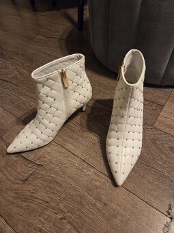 Liu Jo nove celnkove cizmy vel.40 - 2