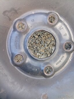 Plechace R15 5x112 - 2