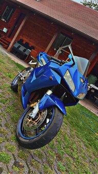 Honda CBR600RR - 2