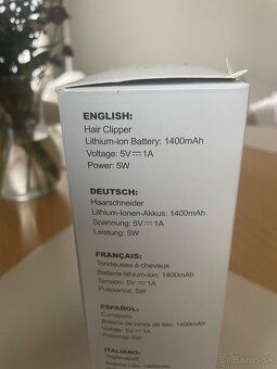 Strojček Renpho na vlasy a holenie - 2