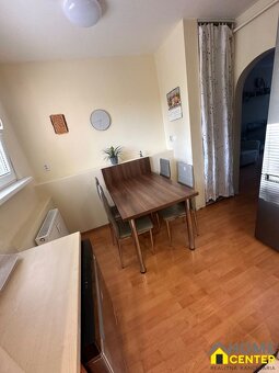 PREDAJ : 3 IZBOVÝ BYT S BALKÓNOM, KOMÁRNO - 2