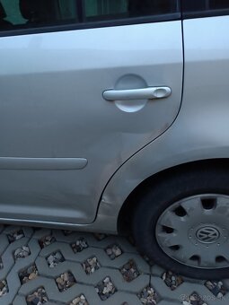 Volkswagen Touran 1.6 plyn benzín - 2